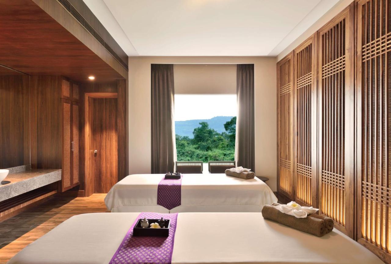 Radisson Blu Plaza Resort & Convention Centre كارجات المظهر الخارجي الصورة Spa at The Royal