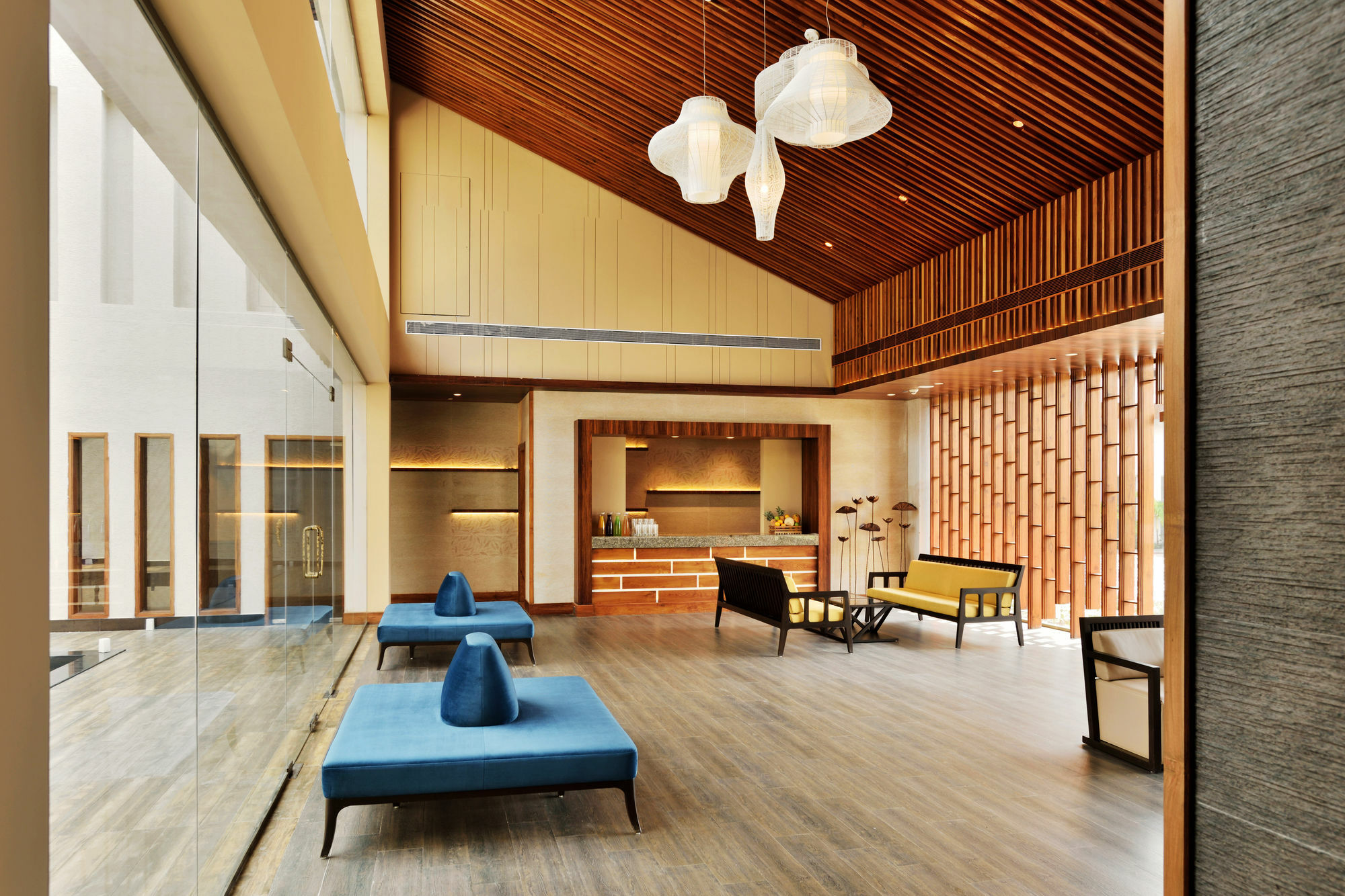 Radisson Blu Plaza Resort & Convention Centre كارجات المظهر الخارجي الصورة The lobby of the hotel